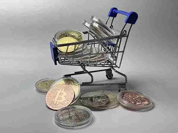 加密貨幣市場持續下跌：以太坊24小時跌幅超10%，狗狗幣跌超19%